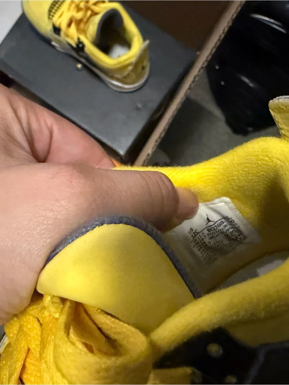Jordan Kids Yellow and Black Retro Mesh Sneakers